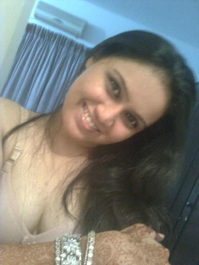 nude bald pussy girl indian nude boobs desi exposing